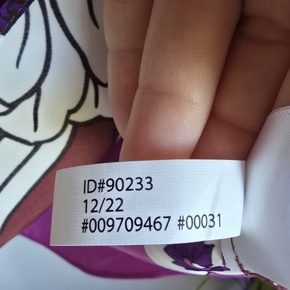 EXPRESS New Boyfriend Portofino Burgundy Floral Button Front Shirt SZ Medium - Picture 11 of 14